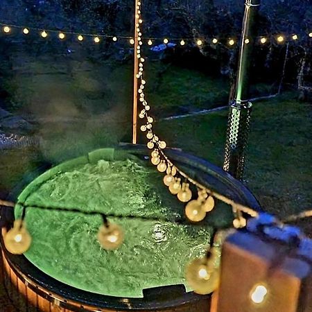 Kuca Za Odmor Malia Sa Spa Hot Tub Jacuzzijem - Nice And Cozy - Free Tickets To All City Attractions Ðurđevac エクステリア 写真