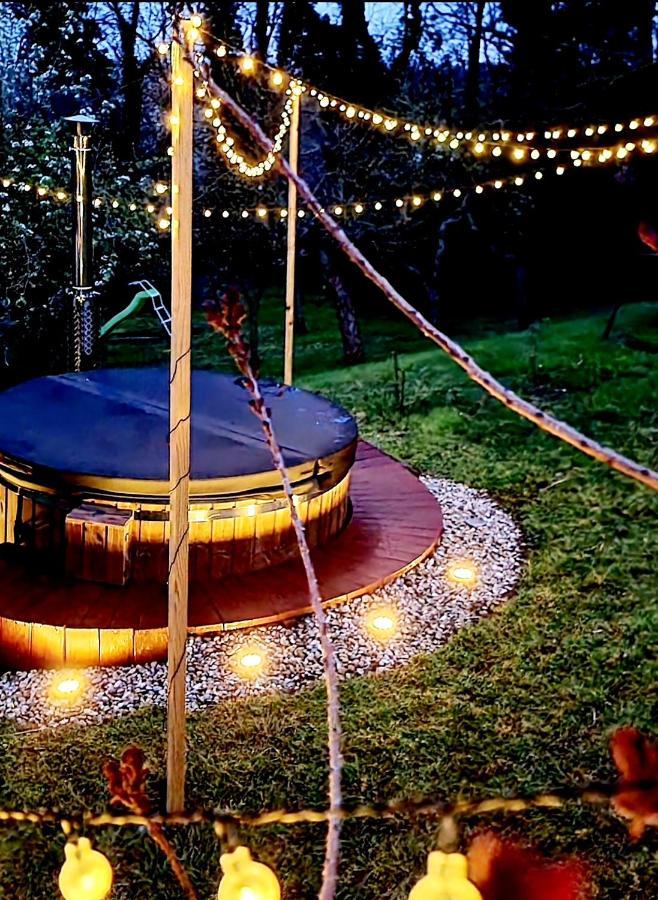 Kuca Za Odmor Malia Sa Spa Hot Tub Jacuzzijem - Nice And Cozy - Free Tickets To All City Attractions Ðurđevac エクステリア 写真